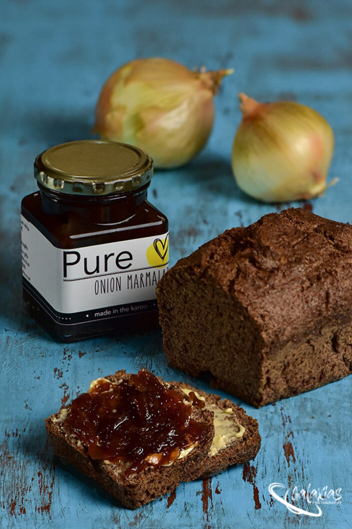 Onion Marmalade with banting bread