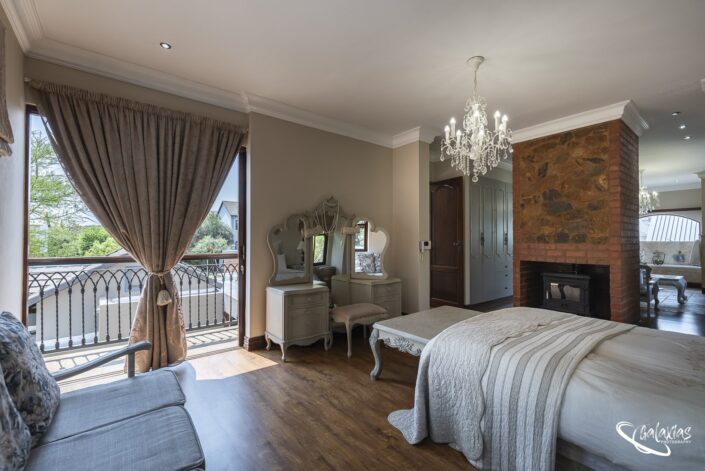 Big bedroom